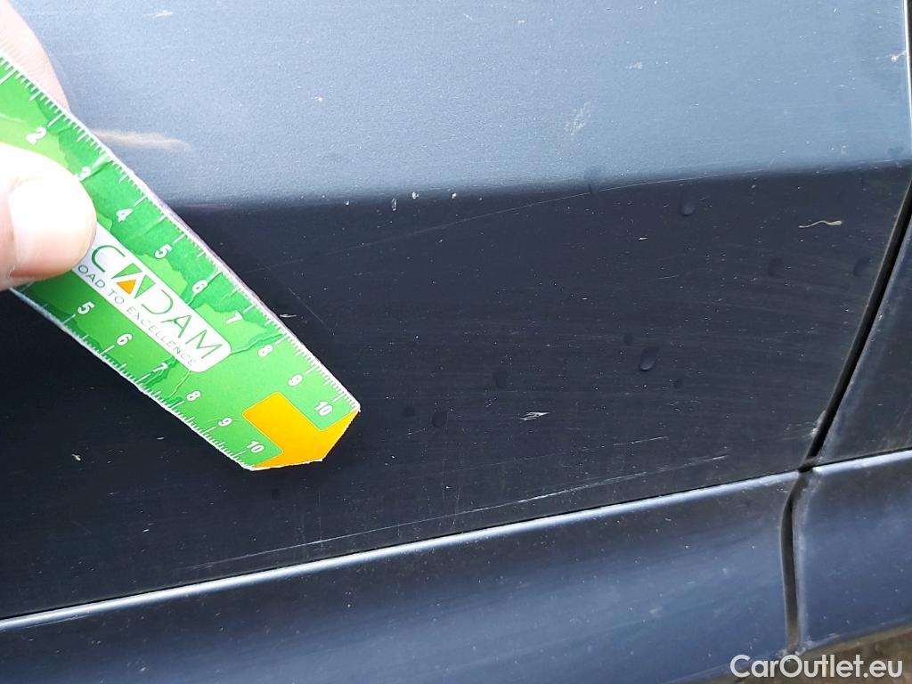  Volvo  XC60 VOLVO  / 2017 / 5P / todoterreno 2.0 D4 Business Plus Auto #23