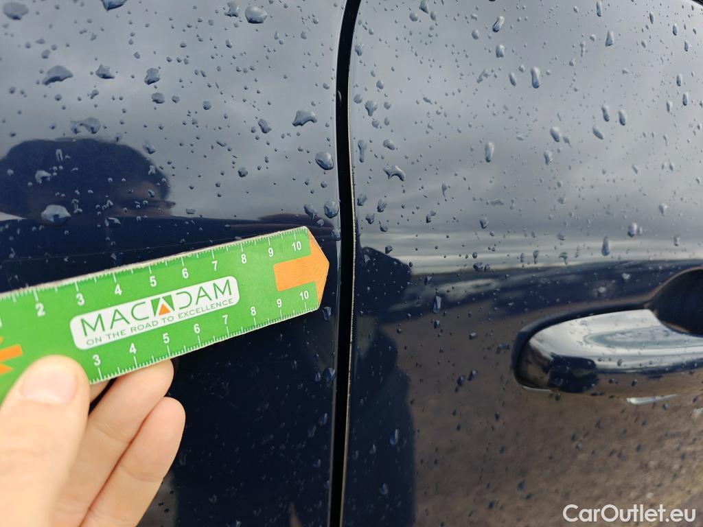  Ford  Kuga FORD  / 2019 / 5P / todoterreno Titanium 2.5 Duratec FHEV 140kW Auto #11