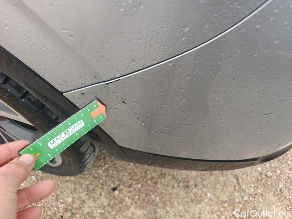  Renault  Kadjar RENAULT  / 2019 / 5P / crossover Zen GPF TCe 103kW (140CV) EDC #17