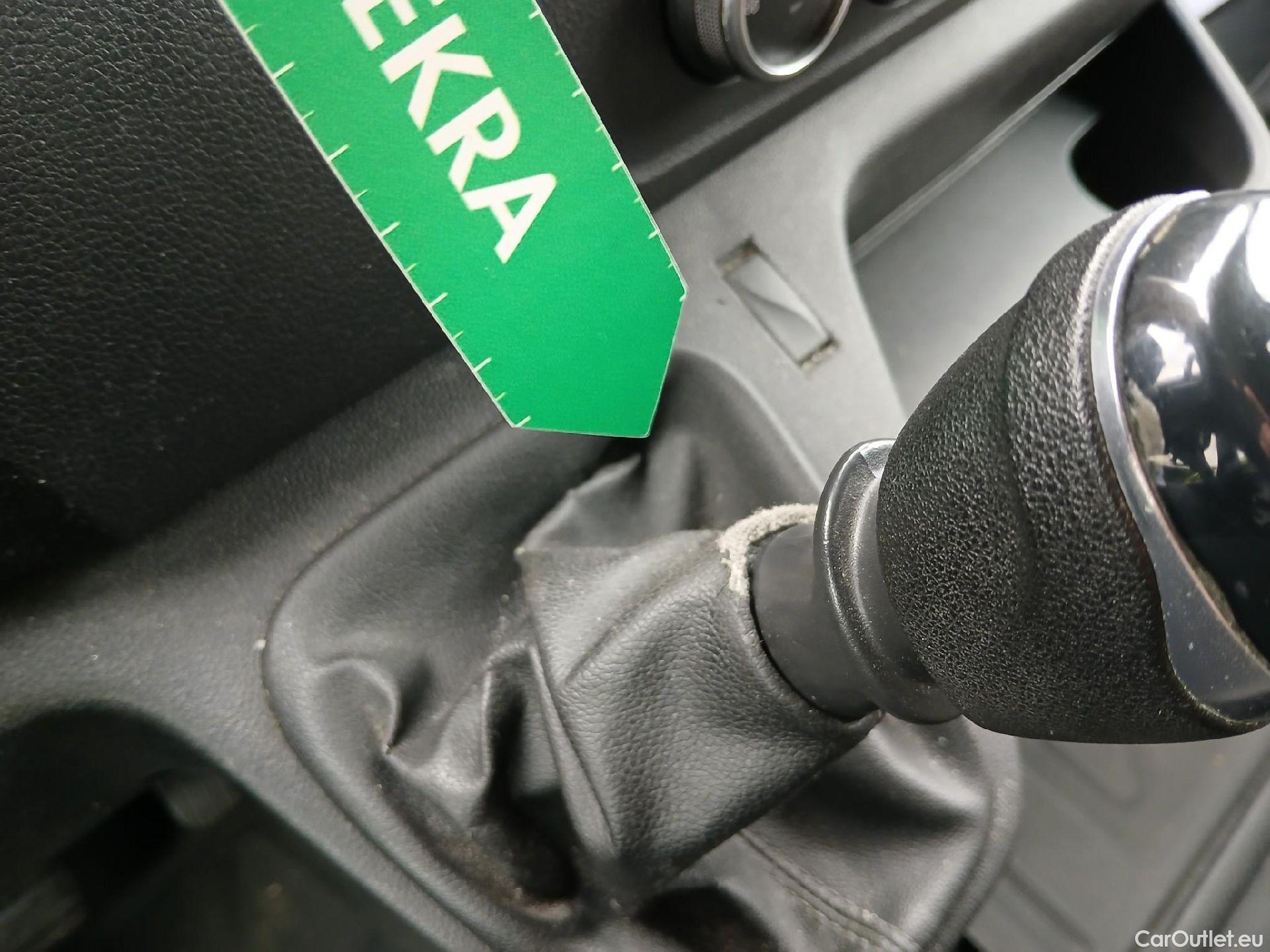  Opel  Movano OPEL  / 2019 / 4P / furgón 2.3 CDTI 99kW (135CV) L2 H2 F 3.5t (CX) #105