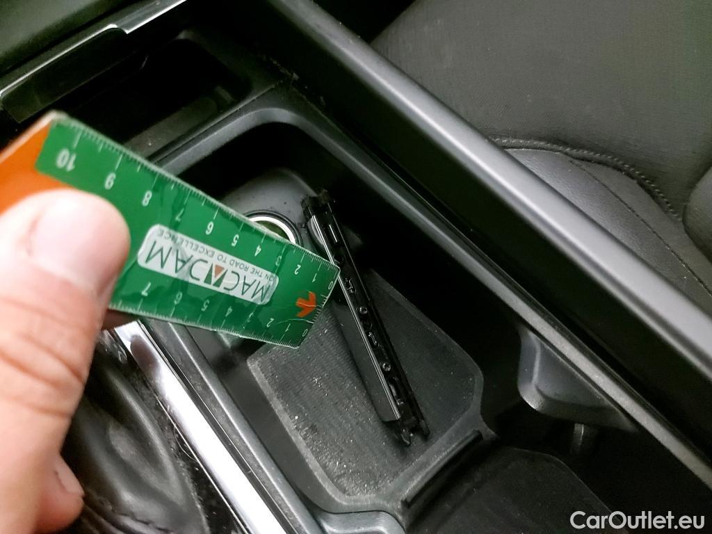  Volvo  XC60 VOLVO  / 2017 / 5P / todoterreno 2.0 D4 Business Plus Auto #5