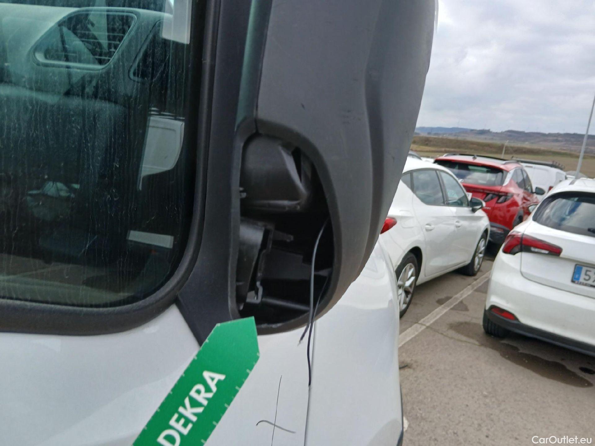  Opel  Movano OPEL  / 2019 / 4P / furgón 2.3 CDTI 99kW (135CV) L2 H2 F 3.5t (CX) #88