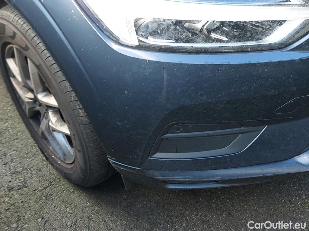  Volvo  XC60 VOLVO  / 2017 / 5P / todoterreno 2.0 D4 Business Plus Auto #18