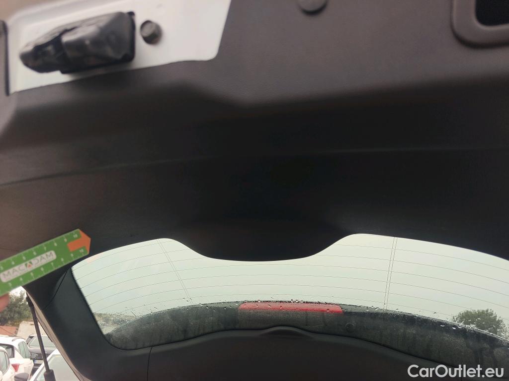  Renault  Kadjar RENAULT  / 2019 / 5P / crossover Zen GPF TCe 103kW (140CV) EDC #11