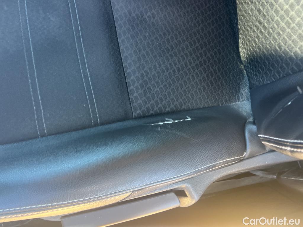  Renault  Megane RENAULT MÉGANE 5p 3G familiar Sp. Tou. Bose Energy dCi 130 S&S Euro 6 #19