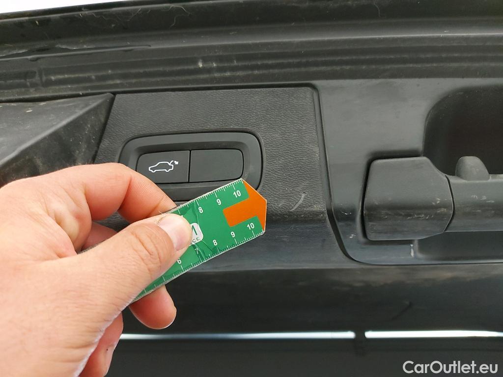  Volvo  XC60 VOLVO  / 2017 / 5P / todoterreno 2.0 D4 Business Plus Auto #30