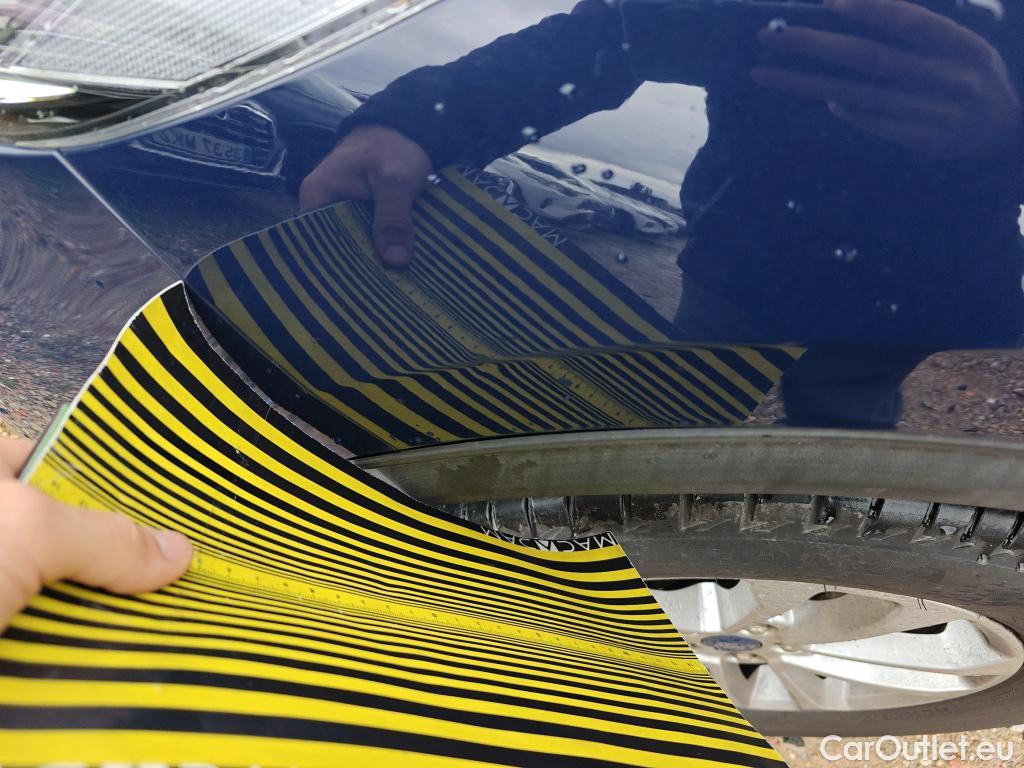  Ford  Kuga FORD  / 2019 / 5P / todoterreno Titanium 2.5 Duratec FHEV 140kW Auto #59