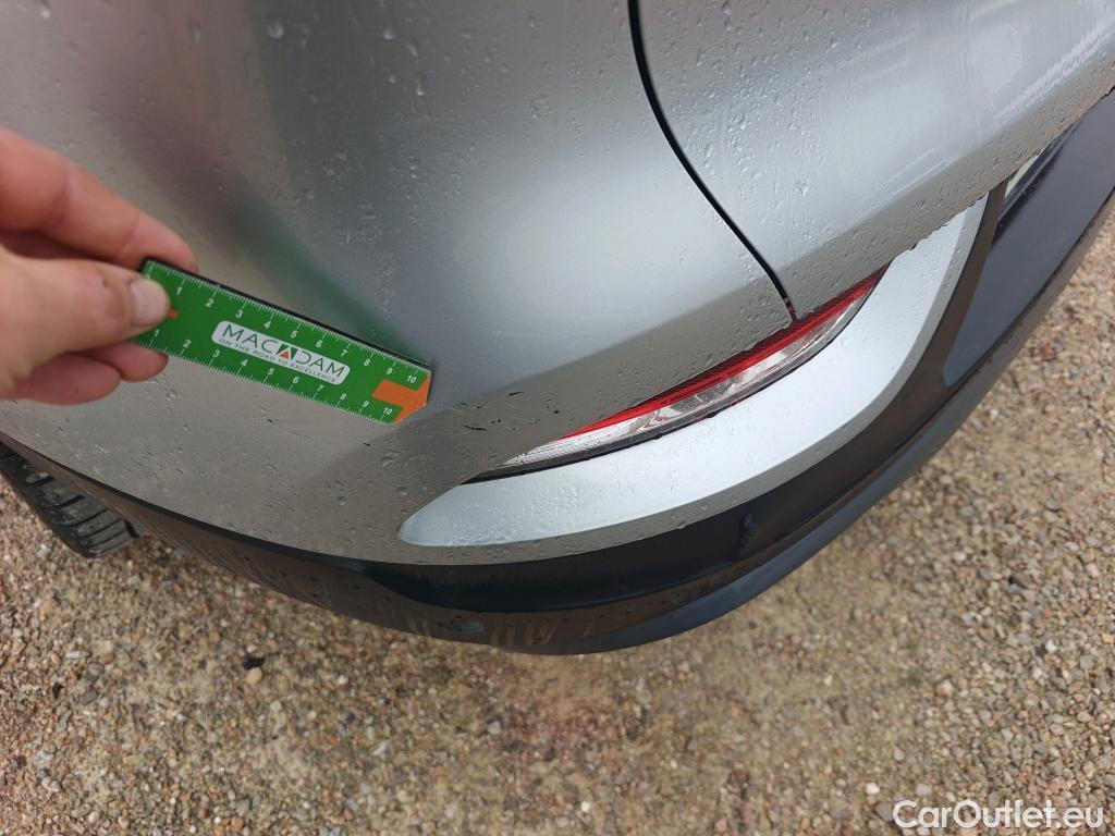  Renault  Kadjar RENAULT  / 2019 / 5P / crossover Zen GPF TCe 103kW (140CV) EDC #16