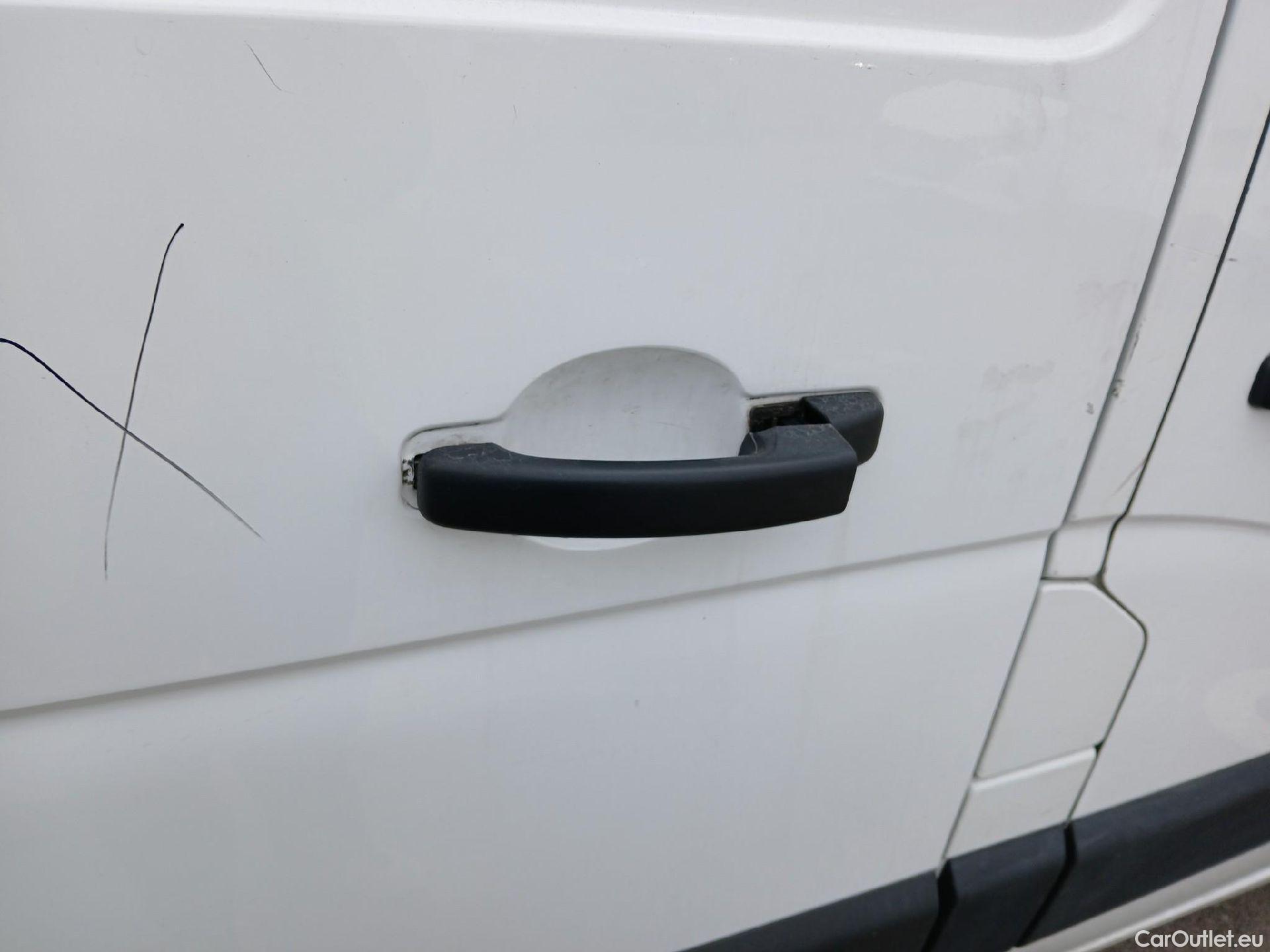  Opel  Movano OPEL  / 2019 / 4P / furgón 2.3 CDTI 99kW (135CV) L2 H2 F 3.5t (CX) #26