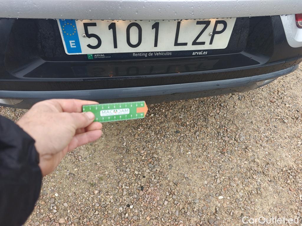  Renault  Kadjar RENAULT  / 2019 / 5P / crossover Zen GPF TCe 103kW (140CV) EDC #9