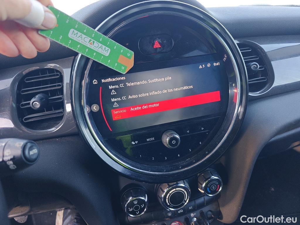  Mini  Cooper MINI MINI / 2021 / 5P / berlina con portón ONE 5 PUERTAS #23