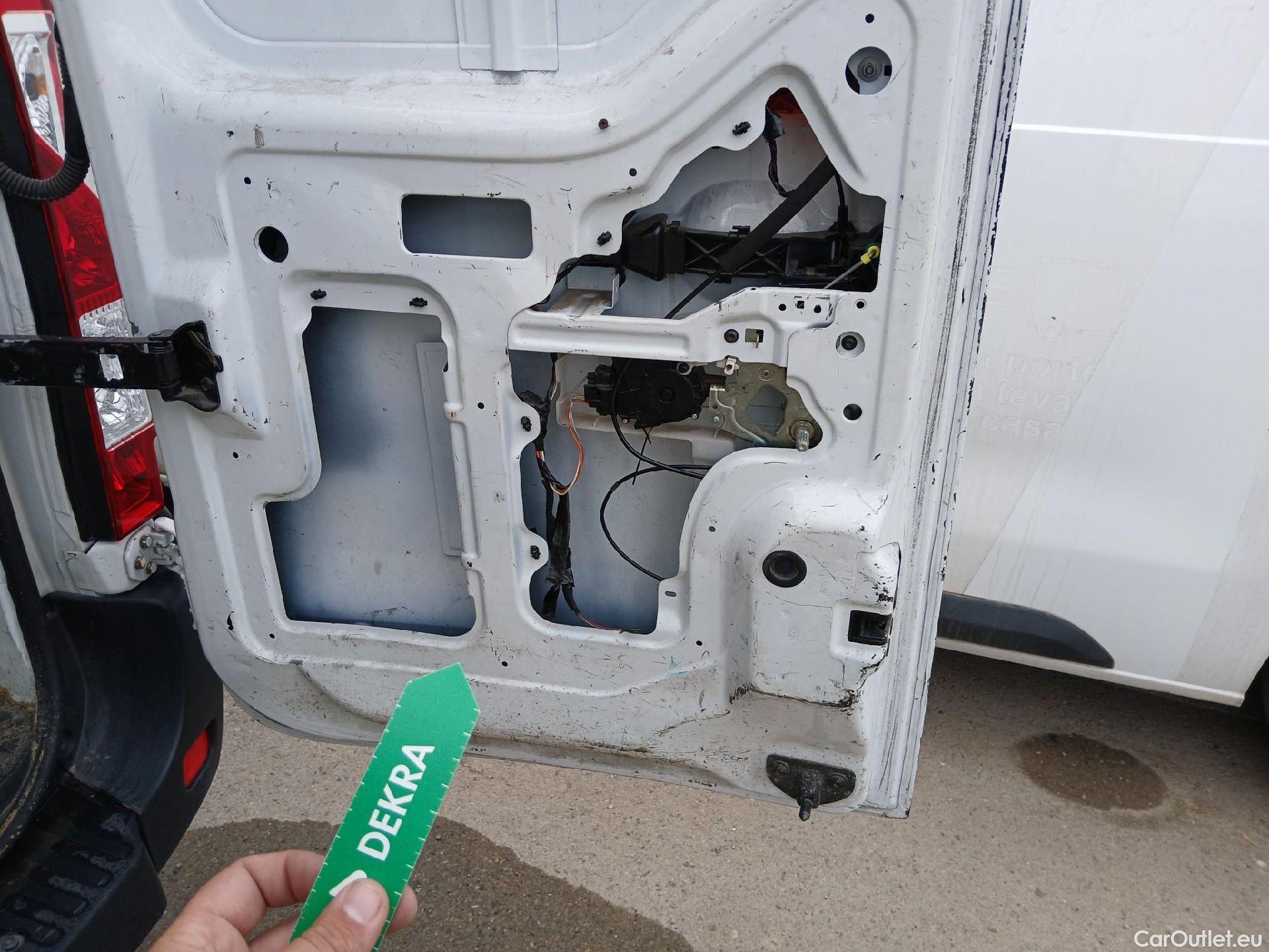  Opel  Movano OPEL  / 2019 / 4P / furgón 2.3 CDTI 99kW (135CV) L2 H2 F 3.5t (CX) #23