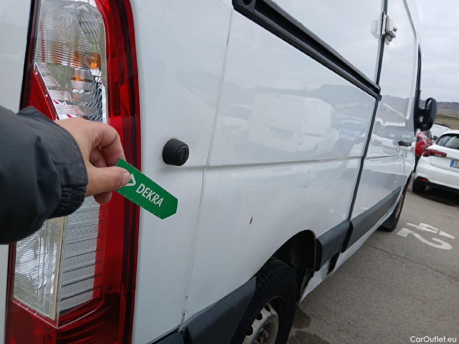  Opel  Movano OPEL  / 2019 / 4P / furgón 2.3 CDTI 99kW (135CV) L2 H2 F 3.5t (CX) #70