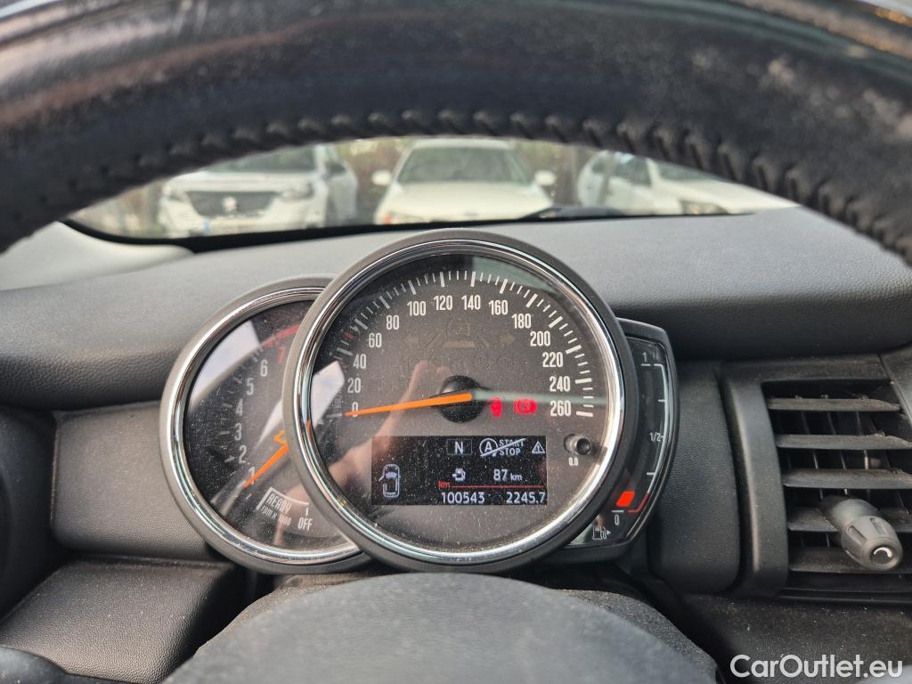  Mini  Cooper MINI MINI / 2014 / 5P / berlina con portón ONE 5 PUERTAS (CX) #22