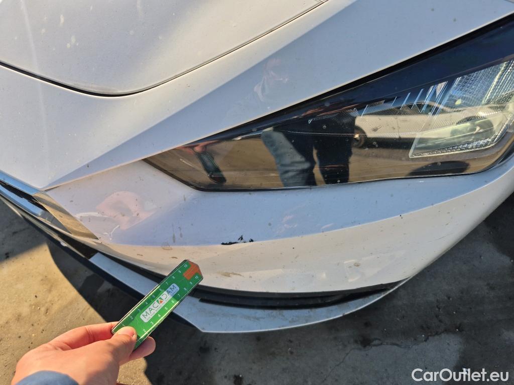  Land Rover  Discovery SEAT Nuevo León / 2020 / 5P / berlina con portón 2.0 TDI 85kW S&S Style Go (AC3) #19