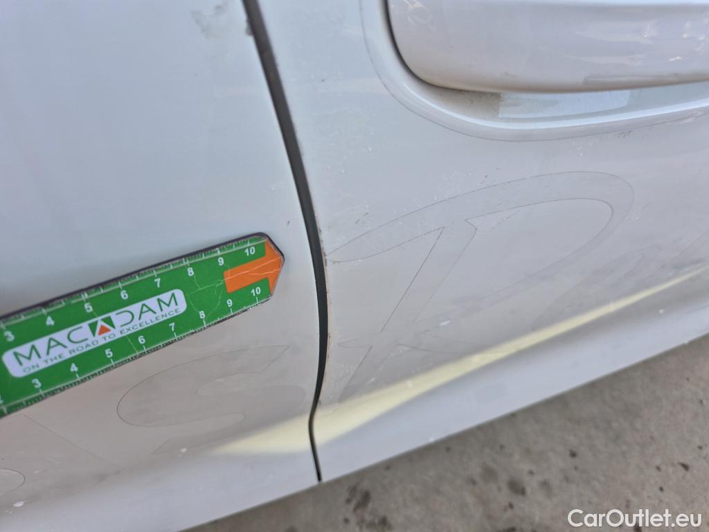  Land Rover  Discovery SEAT Nuevo León / 2020 / 5P / berlina con portón 2.0 TDI 85kW S&S Style Go (AC3) #8