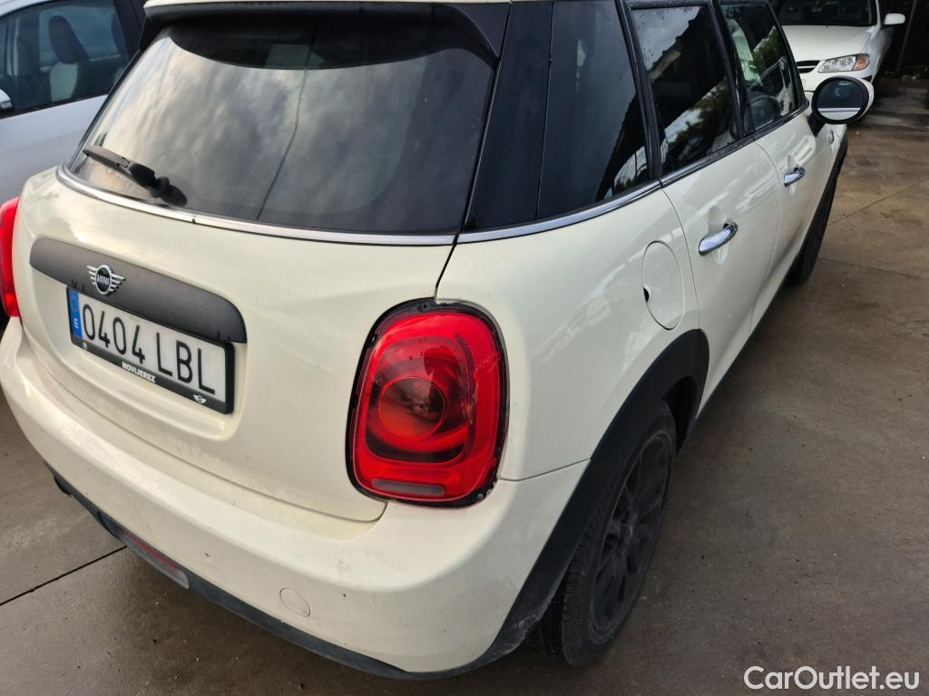  Mini  Cooper MINI MINI / 2014 / 5P / berlina con portón ONE 5 PUERTAS (CX) #14