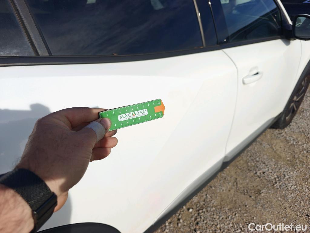  Peugeot  2008 PEUGEOT  / 2019 / 5P / todoterreno Allure BlueHDI 81kW (110CV) #12