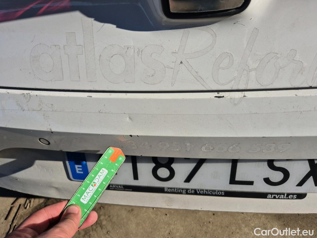  Land Rover  Discovery SEAT Nuevo León / 2020 / 5P / berlina con portón 2.0 TDI 85kW S&S Style Go (AC3) #14