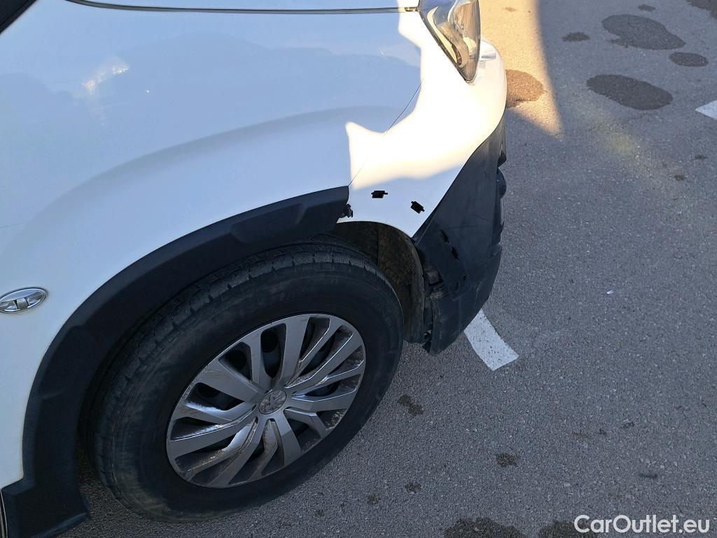  Peugeot  RIFTER PEUGEOT  / 2018 / 4P / combi Active Standard BlueHDi 73kW (IND) #26