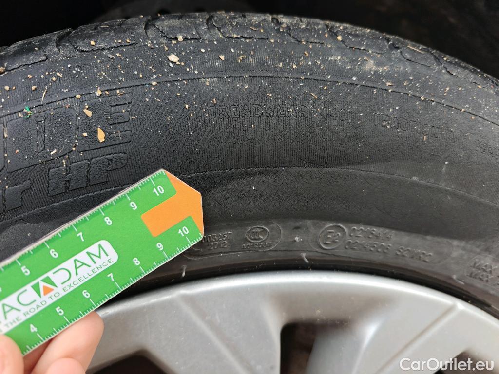  Land Rover  Discovery LAND ROVER  Sport / 2019 / 5P / todoterreno 2.0D I4-L.Flw 150 PS AWD MHEV Auto S #43