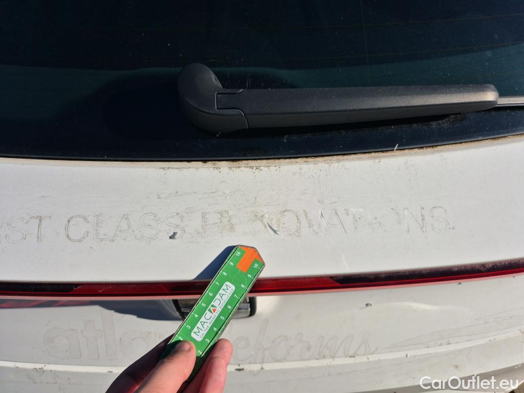  Land Rover  Discovery SEAT Nuevo León / 2020 / 5P / berlina con portón 2.0 TDI 85kW S&S Style Go (AC3) #2