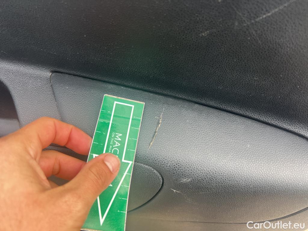  Citroen  Berlingo CITROEN  / 2018 / 4P / combi Talla M BlueHDi 100 S&S LIVE (AC) #59