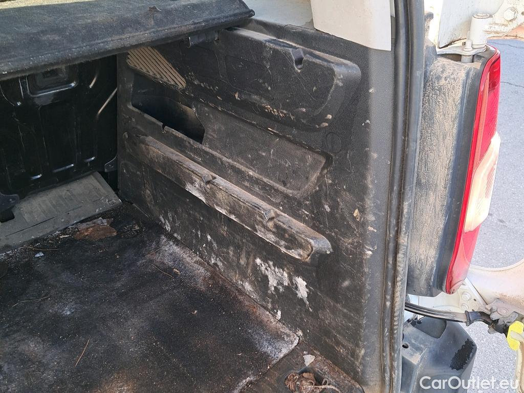  Peugeot  RIFTER PEUGEOT  / 2018 / 4P / combi Active Standard BlueHDi 73kW (IND) #22