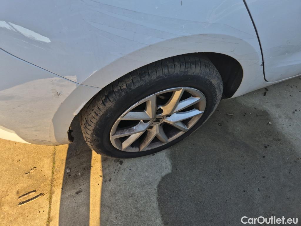  Land Rover  Discovery SEAT Nuevo León / 2020 / 5P / berlina con portón 2.0 TDI 85kW S&S Style Go (AC3) #16