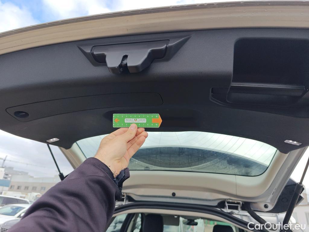  Land Rover  Discovery LAND ROVER  Sport / 2019 / 5P / todoterreno 2.0D I4-L.Flw 150 PS AWD MHEV Auto S #20