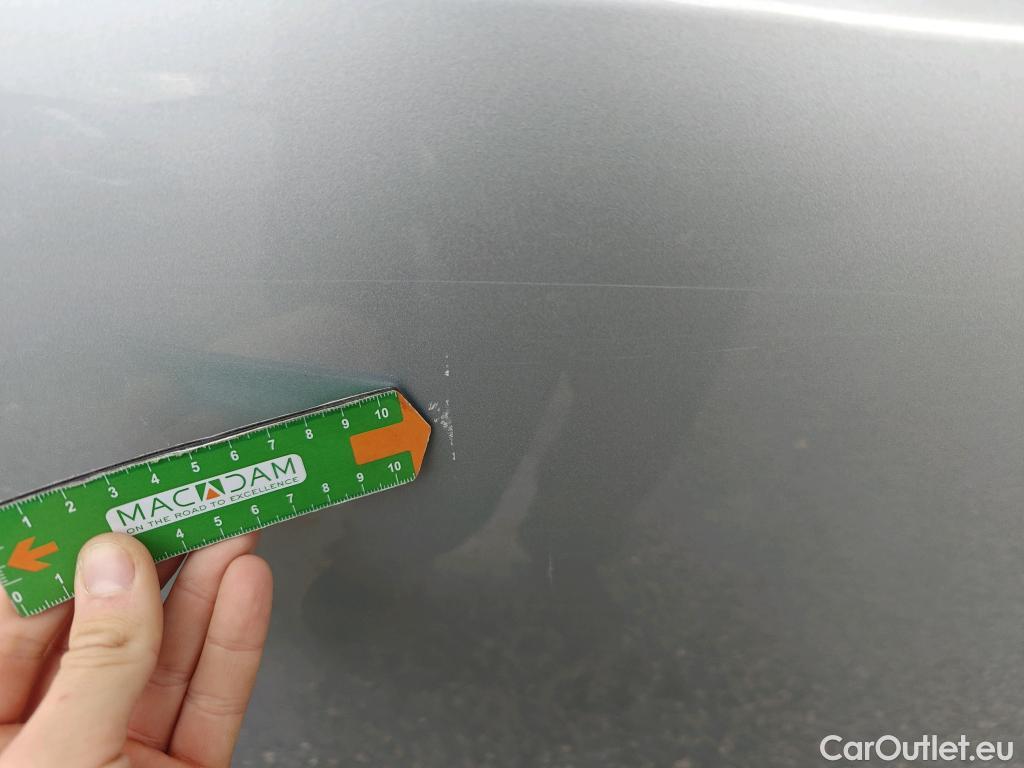  Land Rover  Discovery LAND ROVER  Sport / 2019 / 5P / todoterreno 2.0D I4-L.Flw 150 PS AWD MHEV Auto S #18