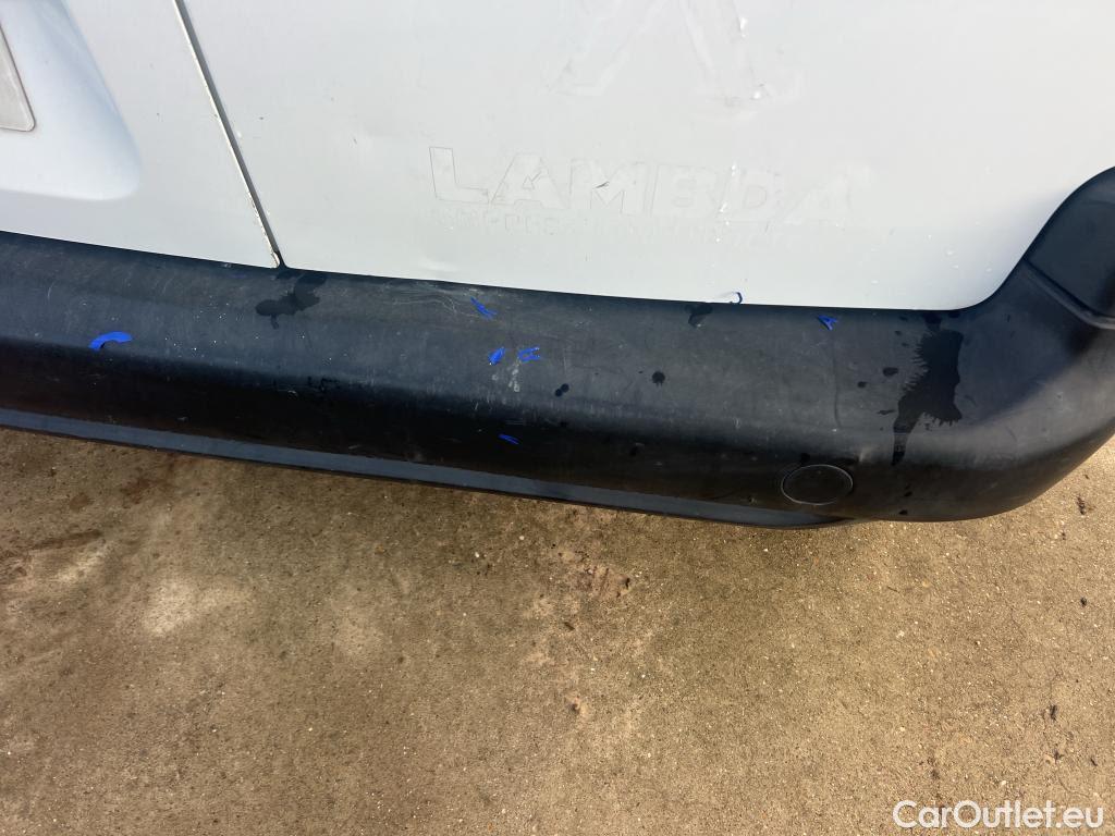  Citroen  Berlingo CITROEN  / 2018 / 4P / combi Talla M BlueHDi 100 S&S LIVE (AC) #53