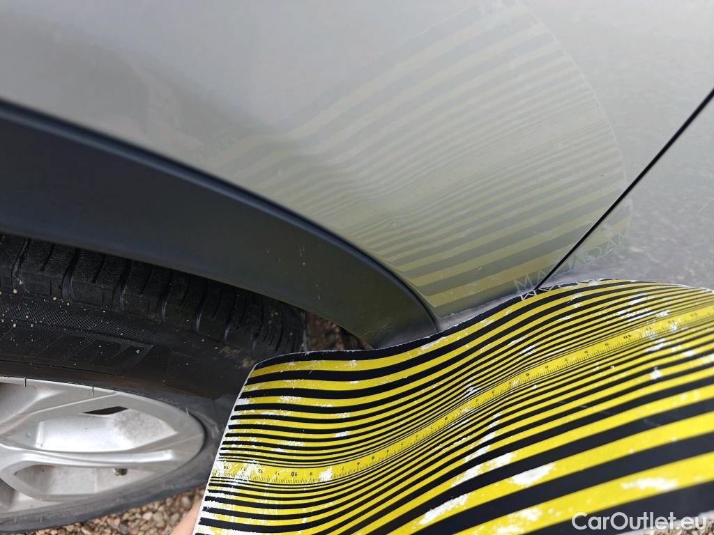  Land Rover  Discovery LAND ROVER  Sport / 2019 / 5P / todoterreno 2.0D I4-L.Flw 150 PS AWD MHEV Auto S #50