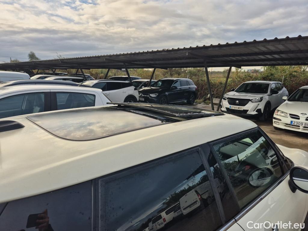  Mini  Cooper MINI MINI / 2014 / 5P / berlina con portón ONE 5 PUERTAS (CX) #31