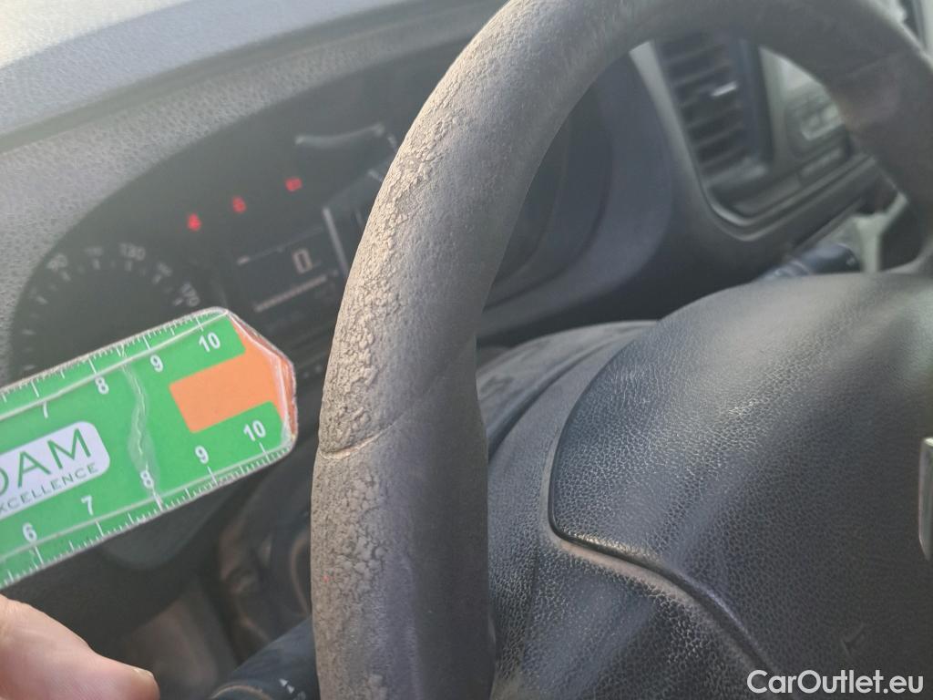  Citroen  Jumpy CITROEN  / 2016 / 4P / furgón Talla M BlueHDi 85KW (115CV) 6v Confort #30