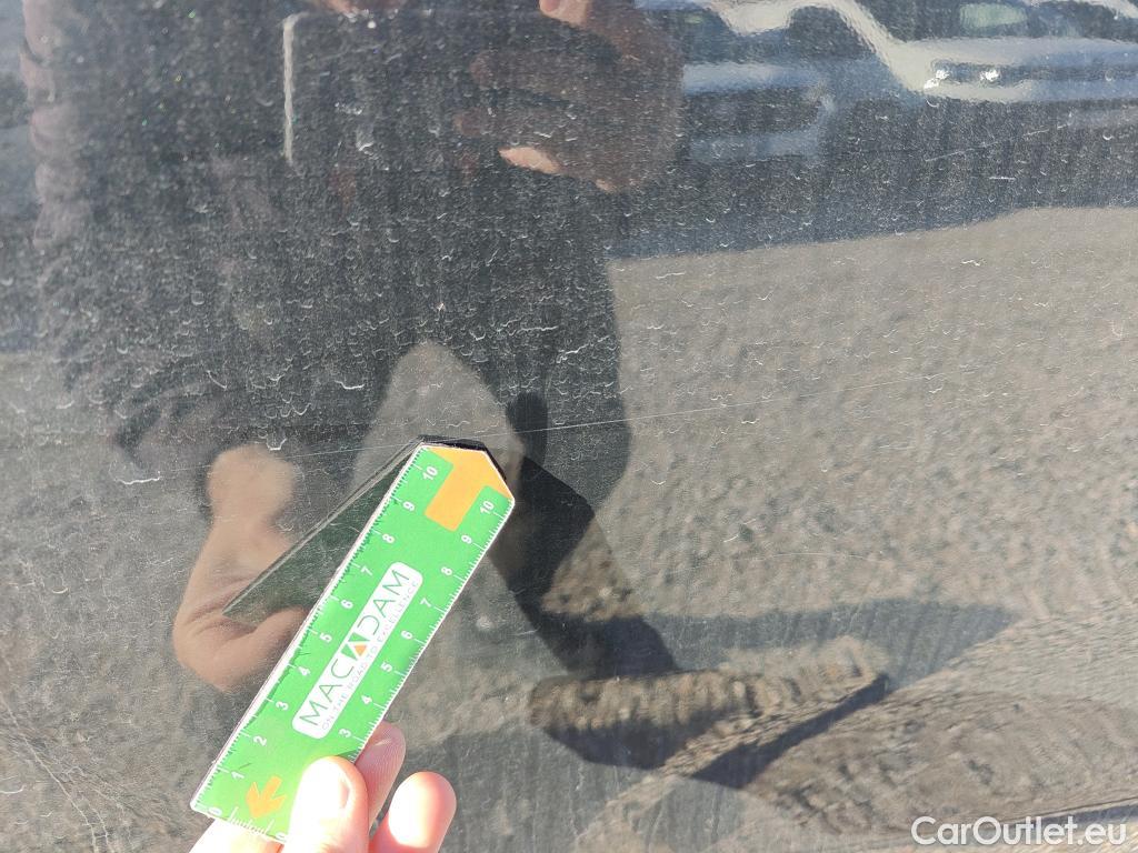  Jaguar  F-PACE JAGUAR  / 2015 / 5P / todoterreno 2.0L i4D 132kW Pure Auto #13