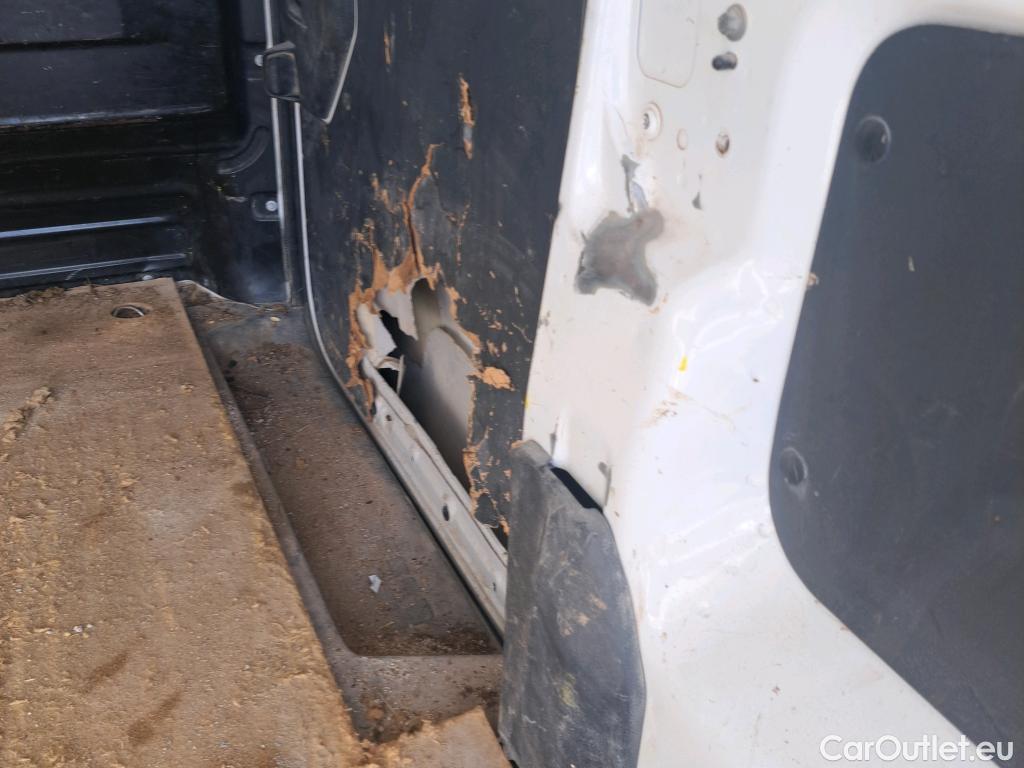  Citroen  Jumpy CITROEN  / 2016 / 4P / furgón Talla M BlueHDi 85KW (115CV) 6v Confort #85