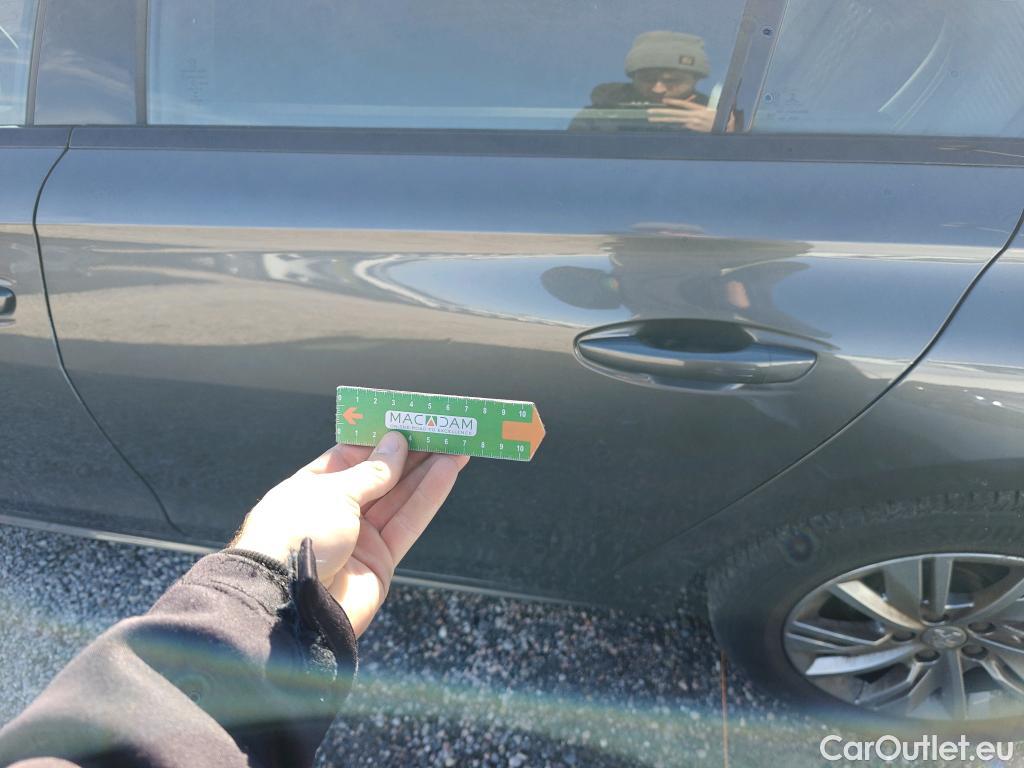  Peugeot  508 PEUGEOT  / 2018 / 5P / berlina con portón 5P Active Pack BlueHDi 130 S&S EAT8 #16