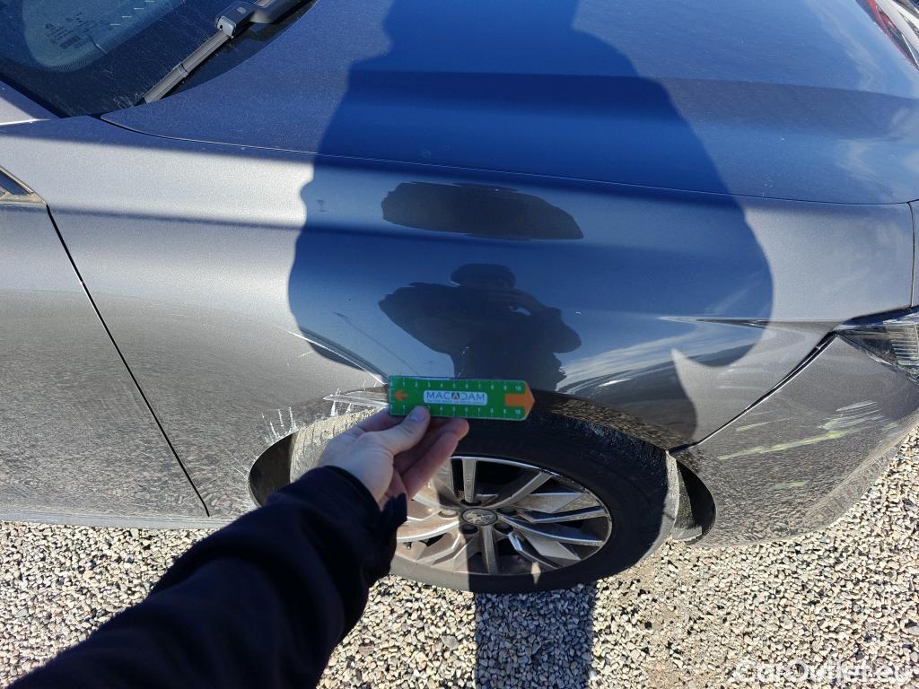  Peugeot  508 PEUGEOT  / 2018 / 5P / berlina con portón 5P Active Pack BlueHDi 130 S&S EAT8 #57