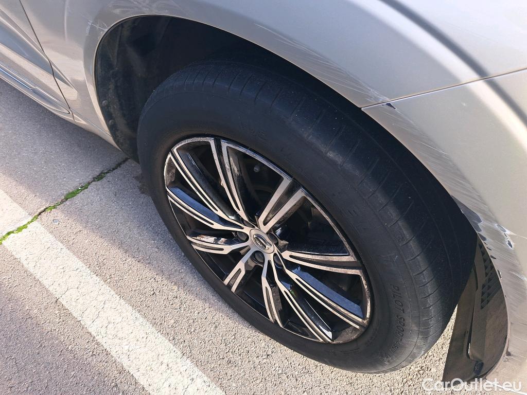  Volvo  XC60 VOLVO  / 2017 / 5P / todoterreno 2.0 T8 AWD Recharge Inscription Auto #17