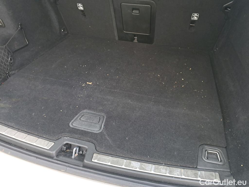  Volvo  XC60 VOLVO  / 2017 / 5P / todoterreno 2.0 T8 AWD Recharge Inscription Auto #50