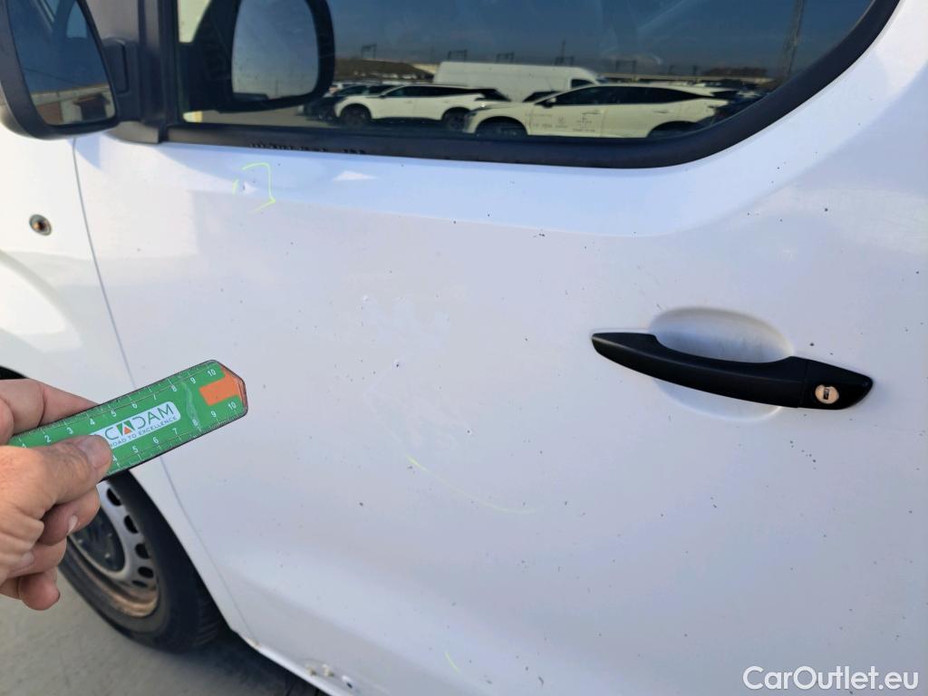  Citroen  Jumpy CITROEN  / 2016 / 4P / furgón Talla M BlueHDi 85KW (115CV) 6v Confort #46