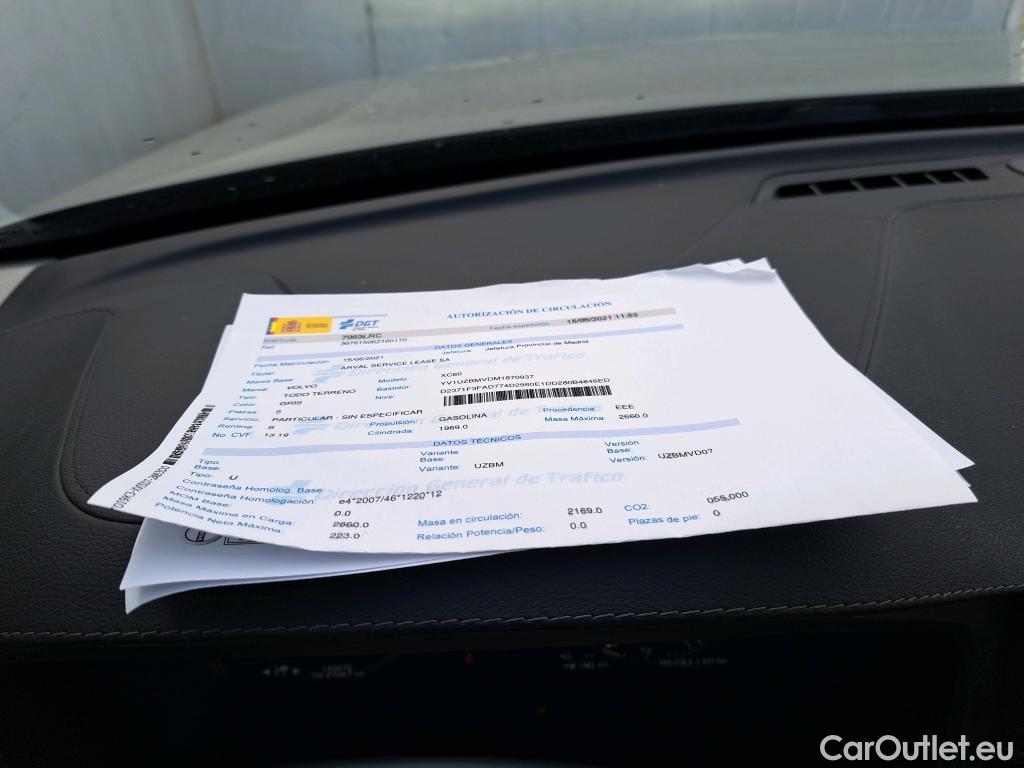  Volvo  XC60 VOLVO  / 2017 / 5P / todoterreno 2.0 T8 AWD Recharge Inscription Auto #37