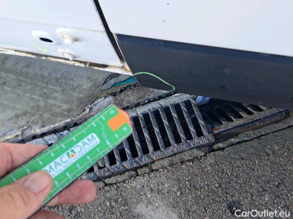  Citroen  Jumpy CITROEN  / 2016 / 4P / furgón Talla M BlueHDi 85KW (115CV) 6v Confort #101