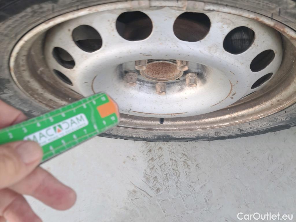  Citroen  Jumpy CITROEN  / 2016 / 4P / furgón Talla M BlueHDi 85KW (115CV) 6v Confort #91