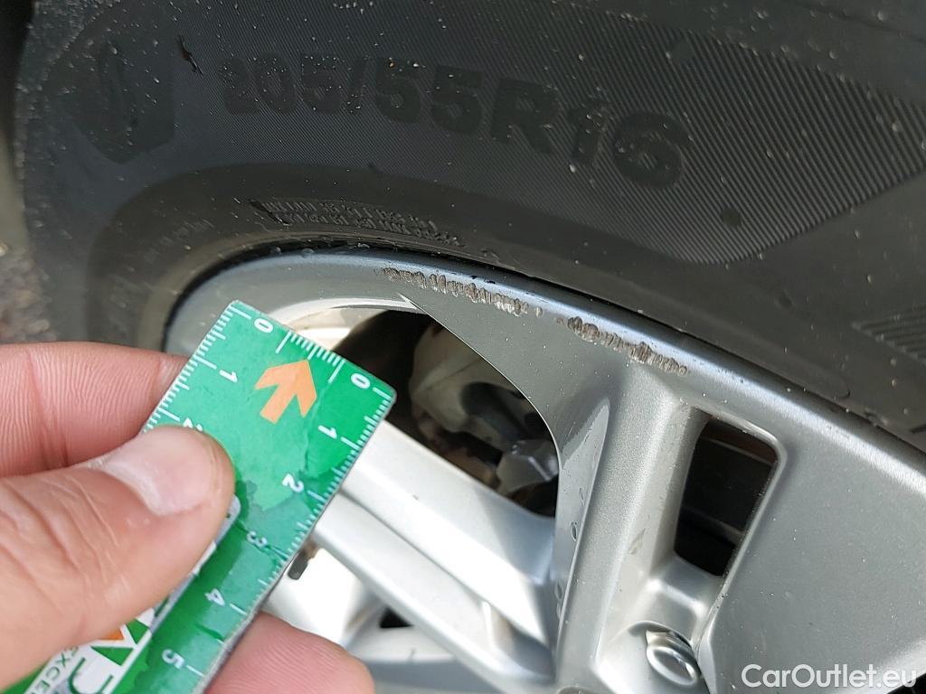  Toyota  Corolla TOYOTA  1.8 125H ACTIVE TECH E-CVT #9