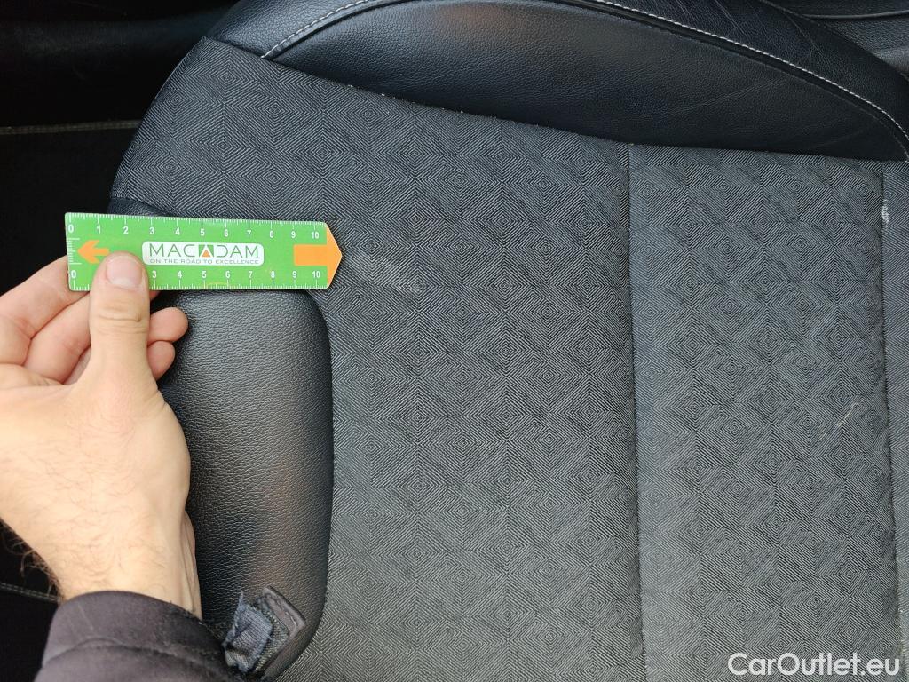  KIA  Niro KIA  / 2019 / 5P / crossover 1.6 GDi HEV 104kW (141CV) Drive #56