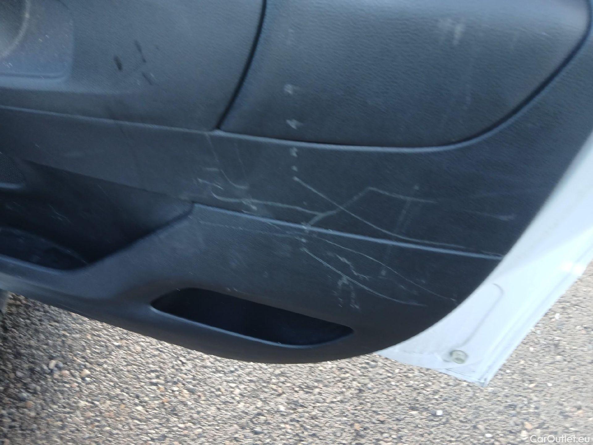  Peugeot  RIFTER PEUGEOT  / 2018 / 4P / combi Active Standard BlueHDi 73kW (IND) (CX2) #39