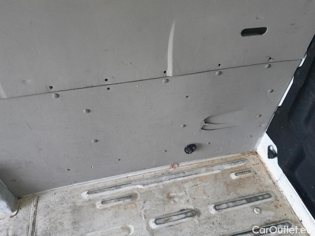  Ford  Transit FORD  / 2013 / 4P / furgón 350 96kW L3H2 Van Trend FWD MHEV #33