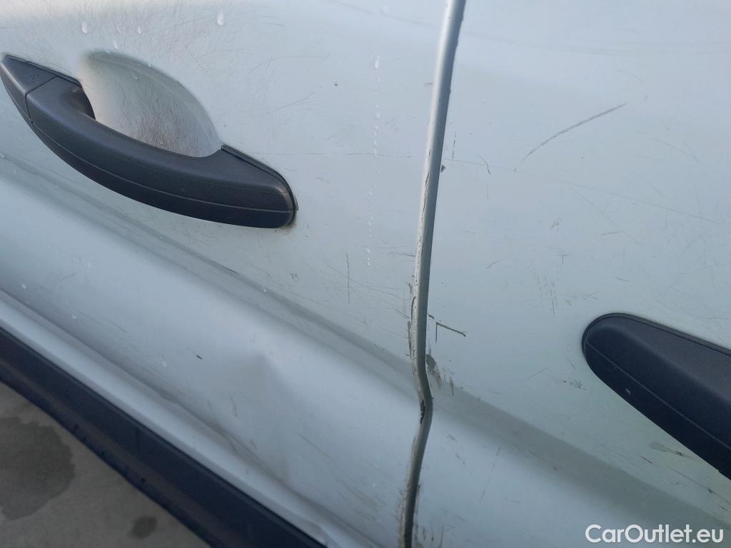  Ford  Transit FORD  / 2013 / 4P / furgón 350 96kW L3H2 Van Trend FWD MHEV #49